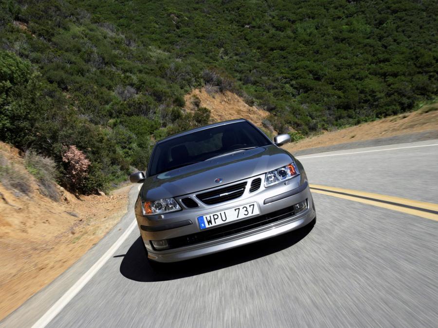  Saab 9-3 Aero Sport Sedan 2002 года  (фото 7 из 16)